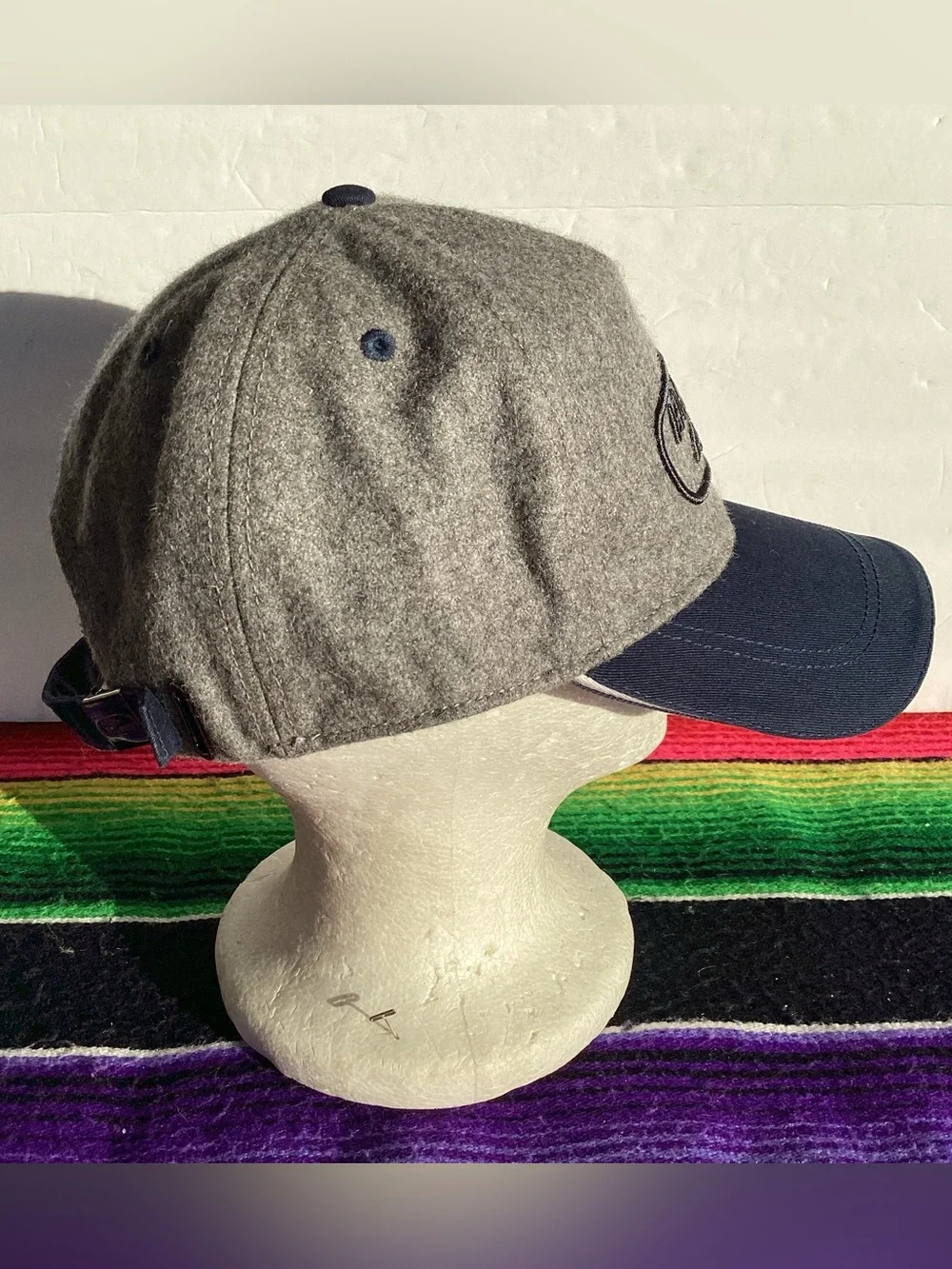 Land Rover Adjustable Hat - Picture 2 of 9